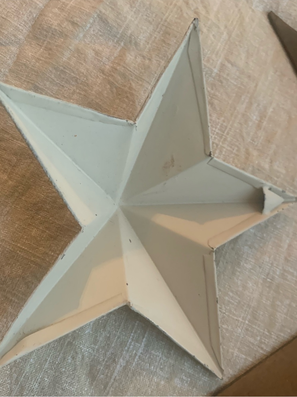 Bronze Metal 2 Stars 20”&14” + bonus 7”Star cream& bronze pebble finish . - Picture 5 of 5